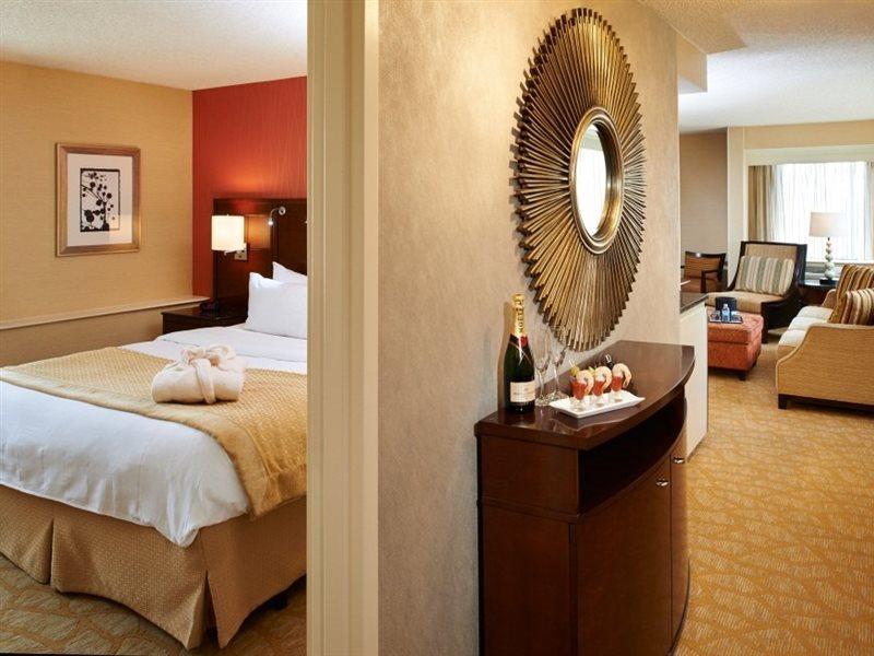 Hotel Detroit Marriott Livonia Esterno foto