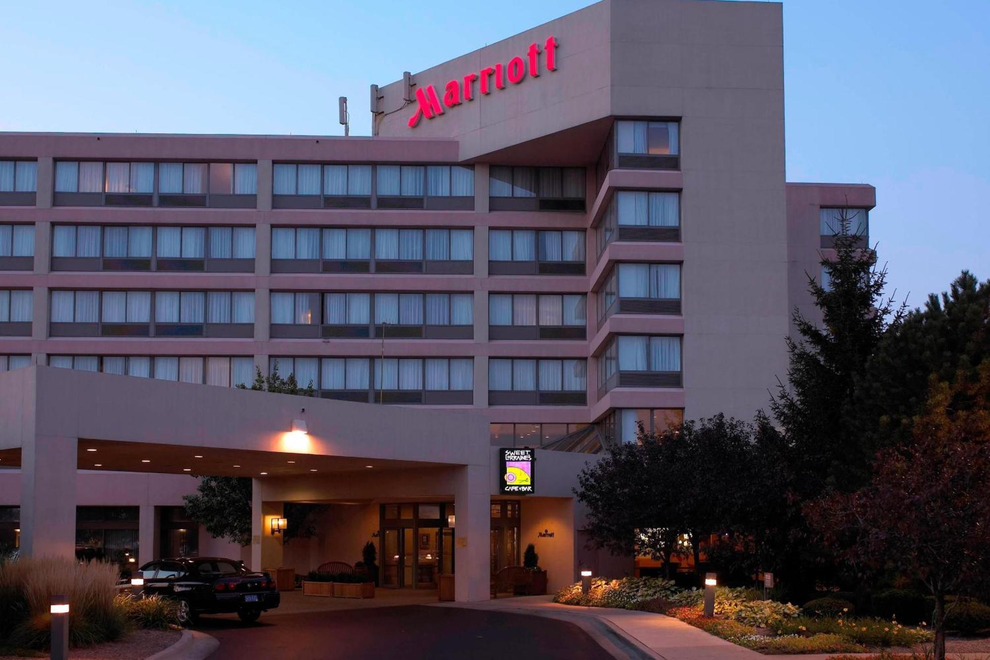 Hotel Detroit Marriott Livonia Esterno foto