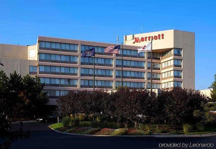 Hotel Detroit Marriott Livonia Esterno foto
